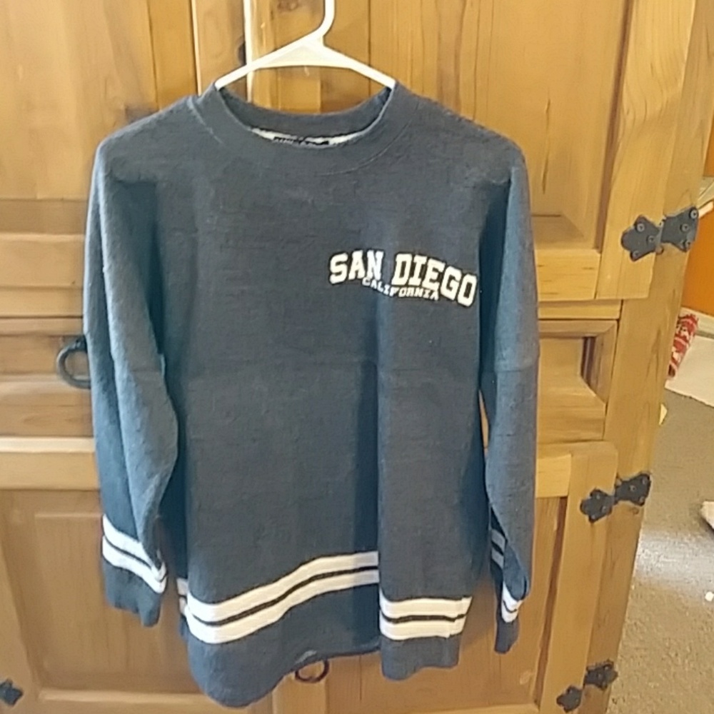 A nice over cover jaket from basic of america